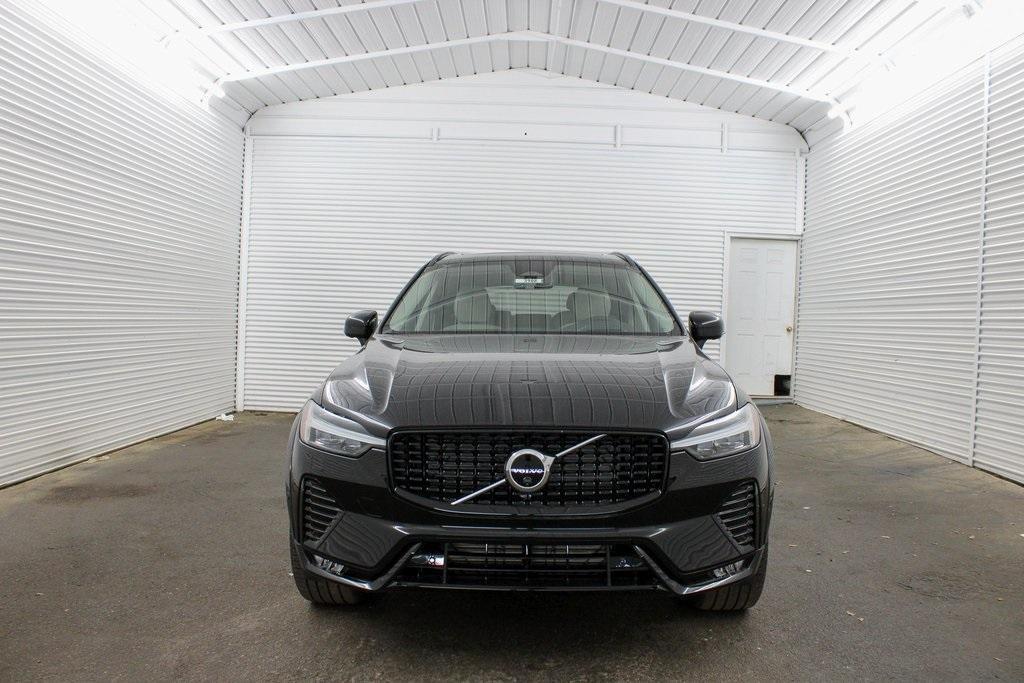 new 2025 Volvo XC60 car, priced at $61,335