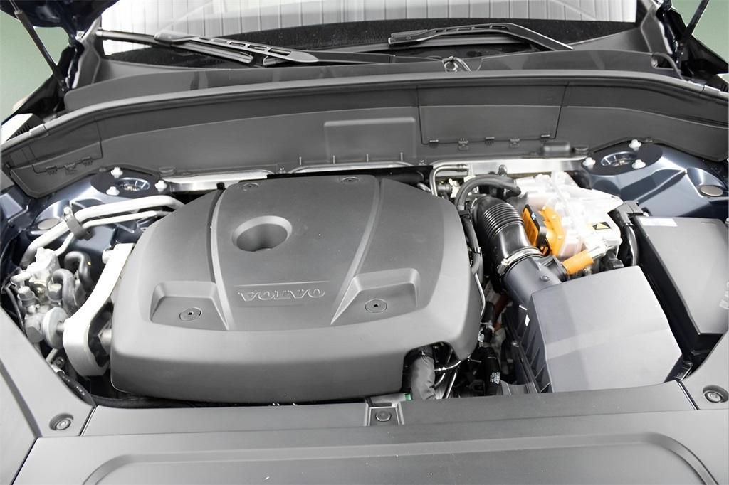 new 2025 Volvo XC90 Plug-In Hybrid car, priced at $80,810