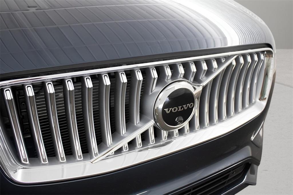 new 2025 Volvo XC90 Plug-In Hybrid car, priced at $80,810