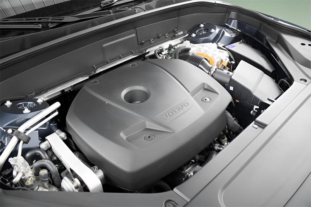 new 2025 Volvo XC90 Plug-In Hybrid car, priced at $80,810