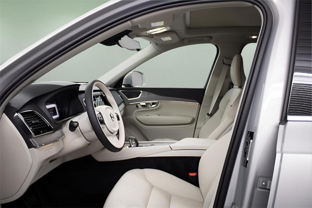 new 2025 Volvo XC90 Plug-In Hybrid car, priced at $76,765