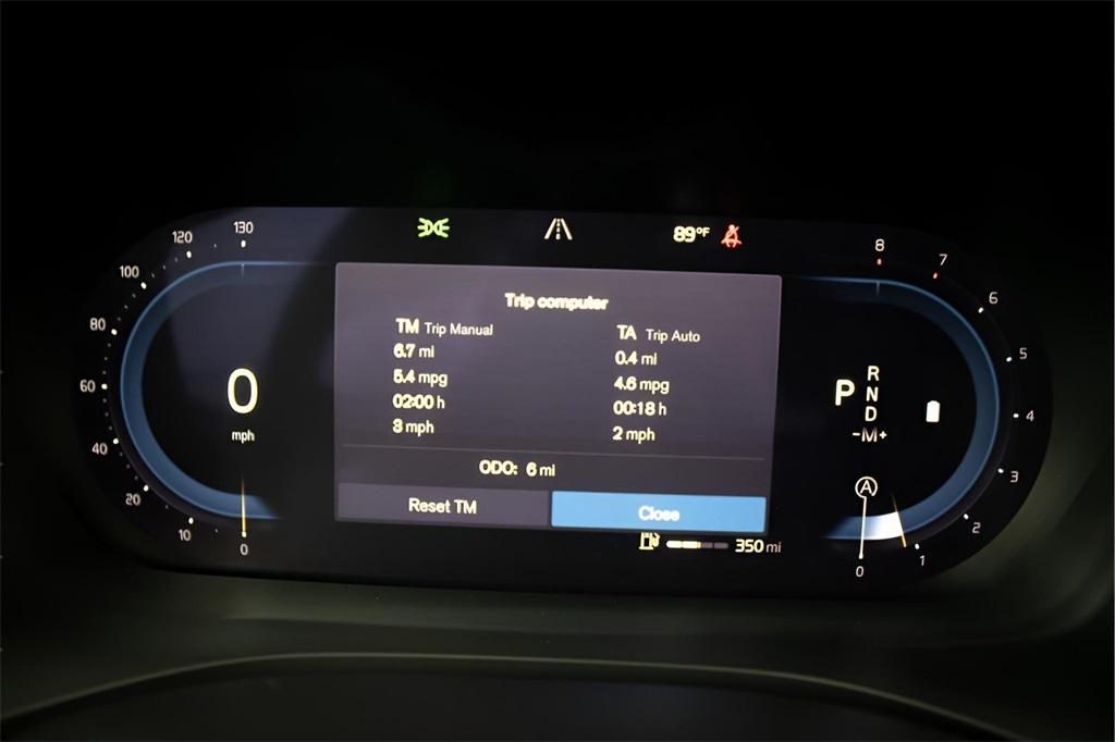 new 2025 Volvo XC60 car, priced at $50,275