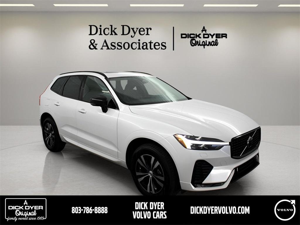 new 2025 Volvo XC60 car, priced at $50,275