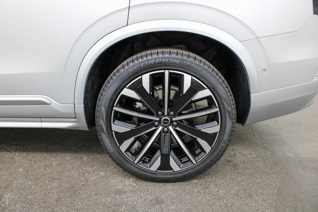 new 2025 Volvo XC90 car, priced at $75,005