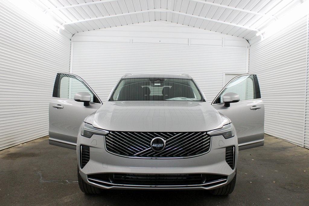 new 2025 Volvo XC90 car, priced at $75,005