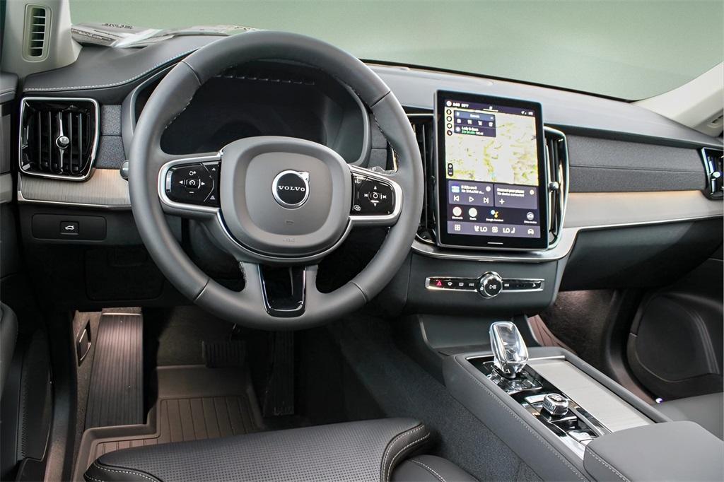 new 2025 Volvo XC90 car, priced at $75,005