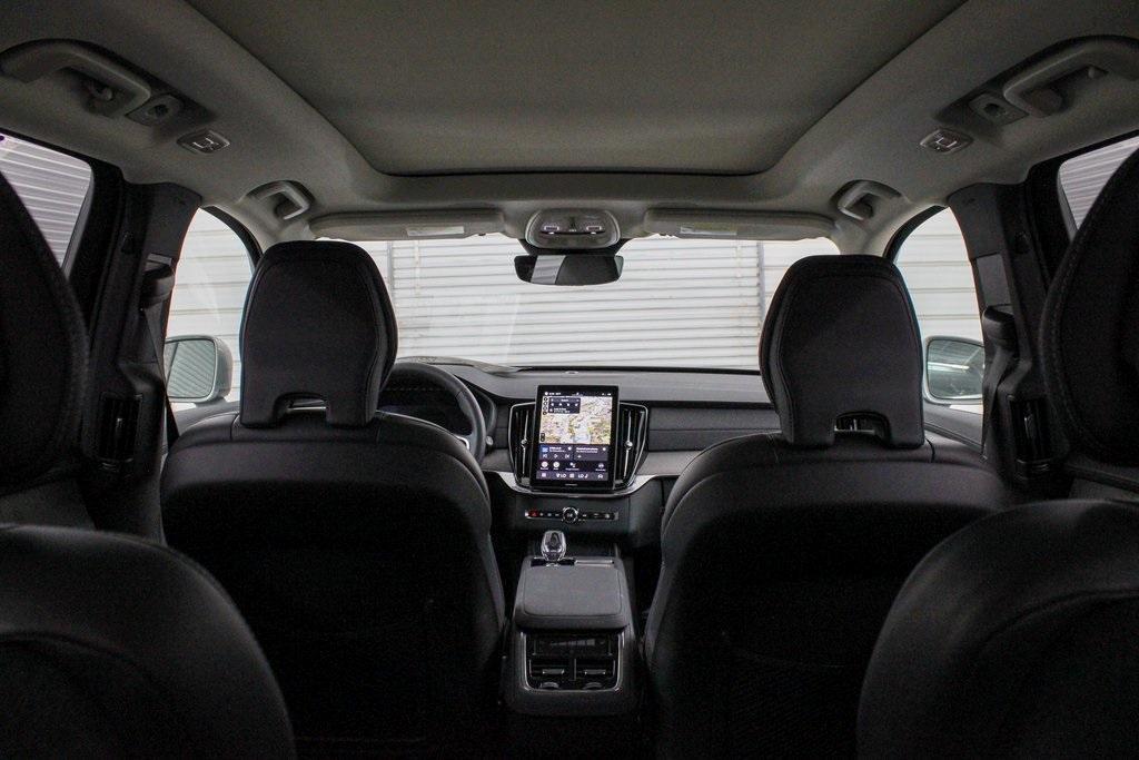 new 2025 Volvo XC90 car, priced at $75,005