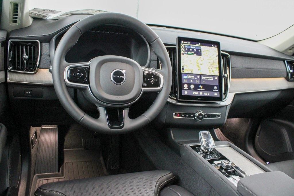 new 2025 Volvo XC90 car, priced at $75,005
