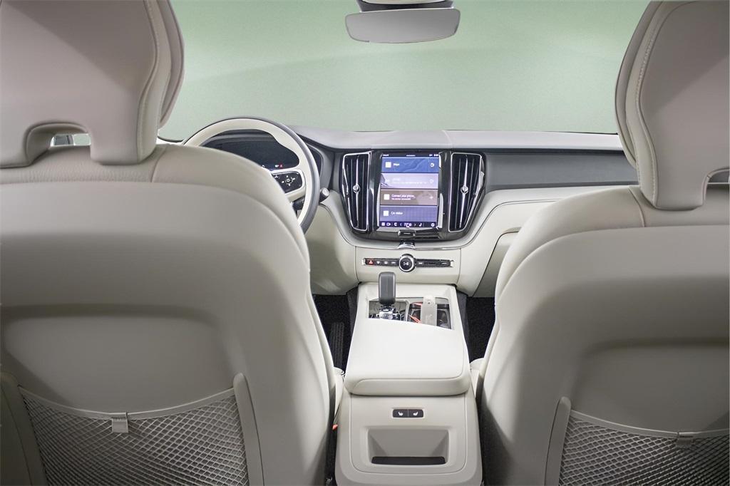 new 2025 Volvo XC60 car, priced at $55,335