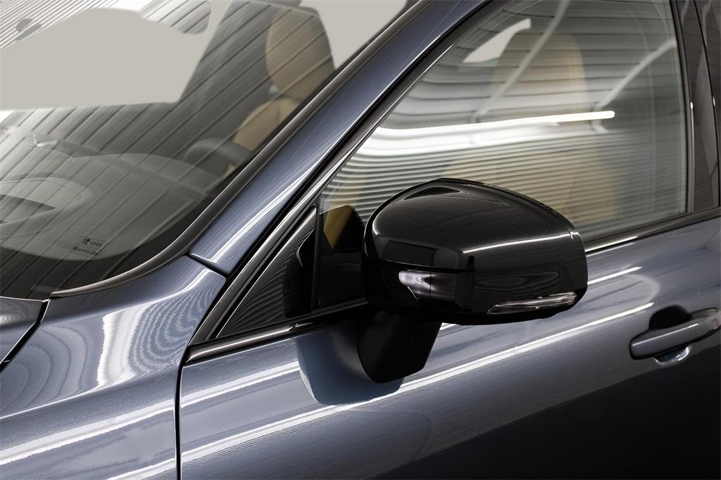 new 2025 Volvo XC60 car, priced at $59,910