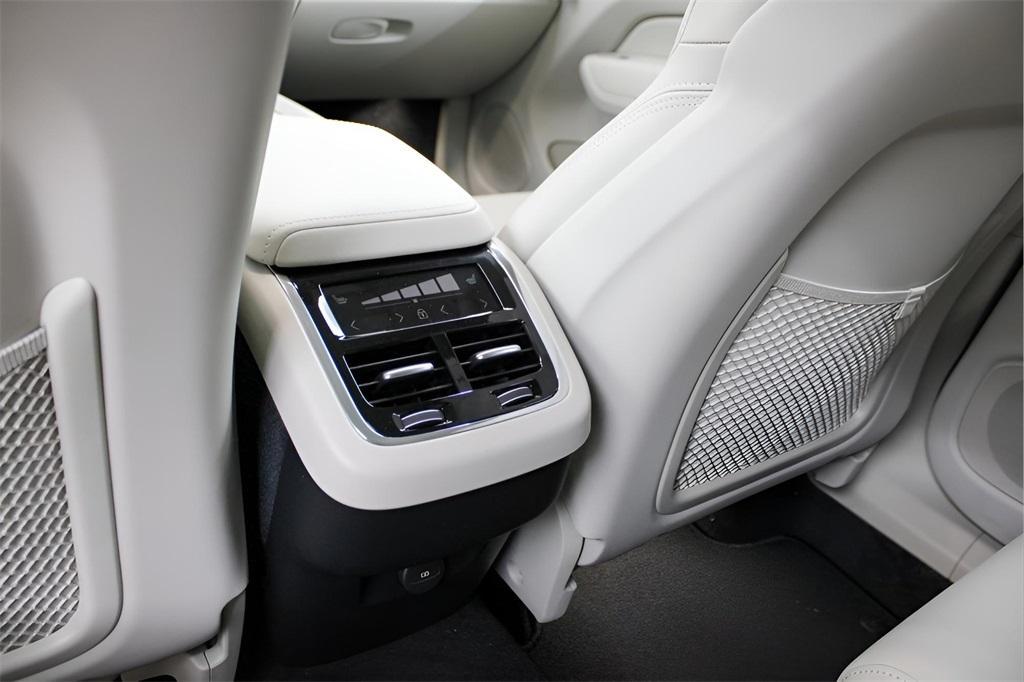 new 2026 Volvo XC60 car, priced at $67,425