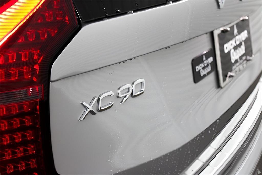new 2025 Volvo XC90 Plug-In Hybrid car, priced at $81,015