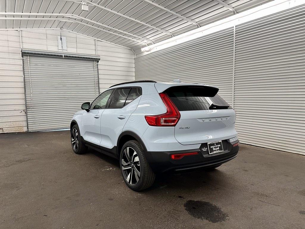 new 2025 Volvo XC40 car, priced at $49,790