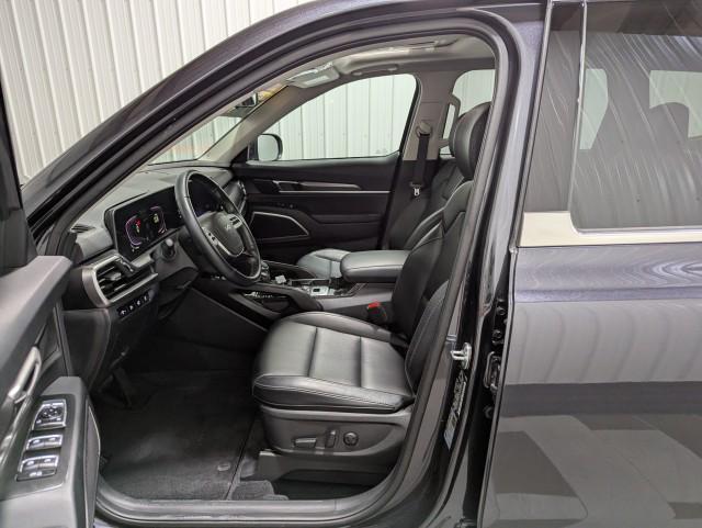 used 2025 Kia Telluride car, priced at $37,998