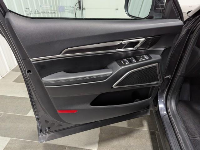 used 2025 Kia Telluride car, priced at $37,998