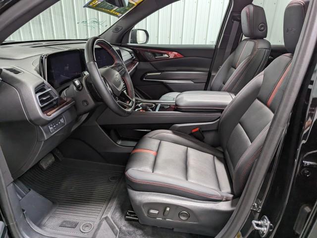 used 2024 Chevrolet Traverse car, priced at $54,498