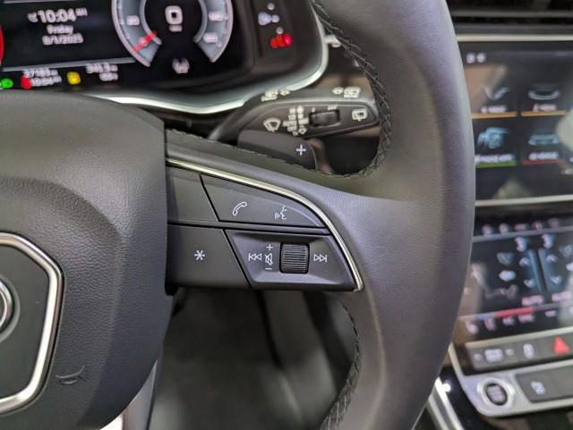 used 2022 Audi Q7 car, priced at $40,498