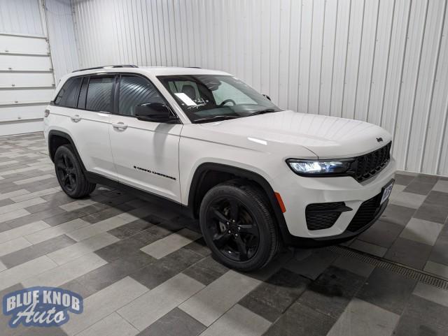 used 2023 Jeep Grand Cherokee car, priced at $33,998