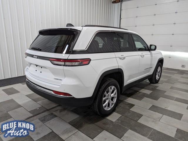used 2022 Jeep Grand Cherokee car, priced at $32,998