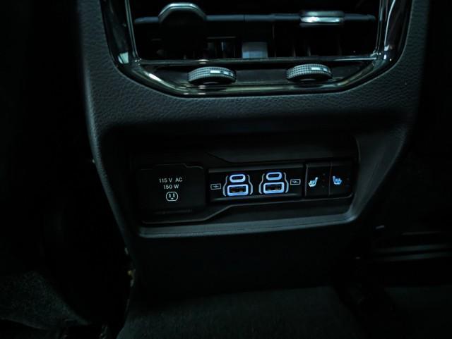 used 2022 Jeep Grand Cherokee car, priced at $32,998