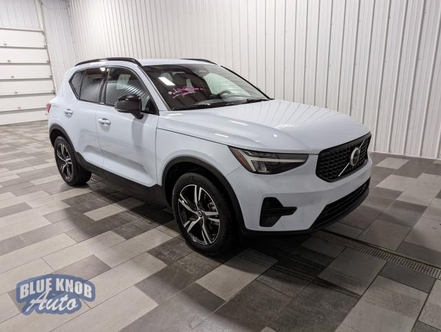 used 2024 Volvo XC40 car, priced at $32,998