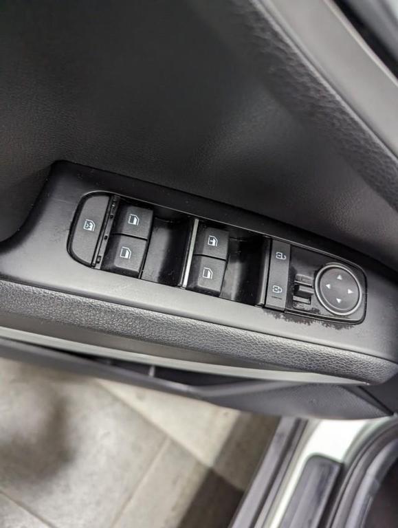 used 2024 Kia Soul car, priced at $17,998