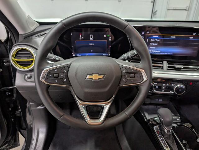 used 2025 Chevrolet Trax car, priced at $23,498