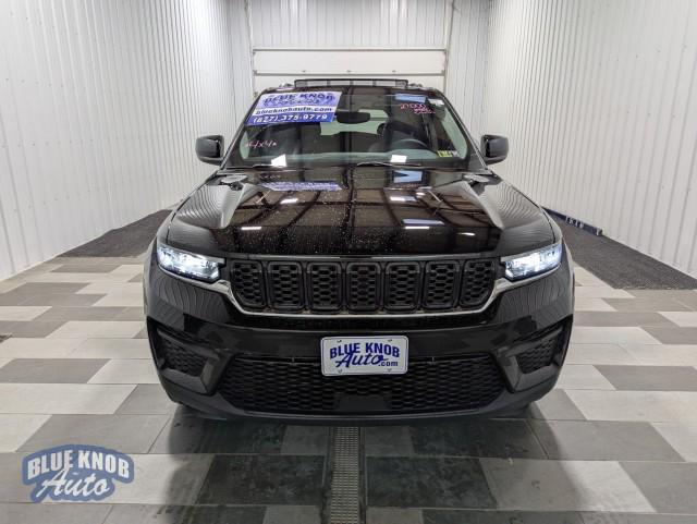 used 2023 Jeep Grand Cherokee car, priced at $30,498