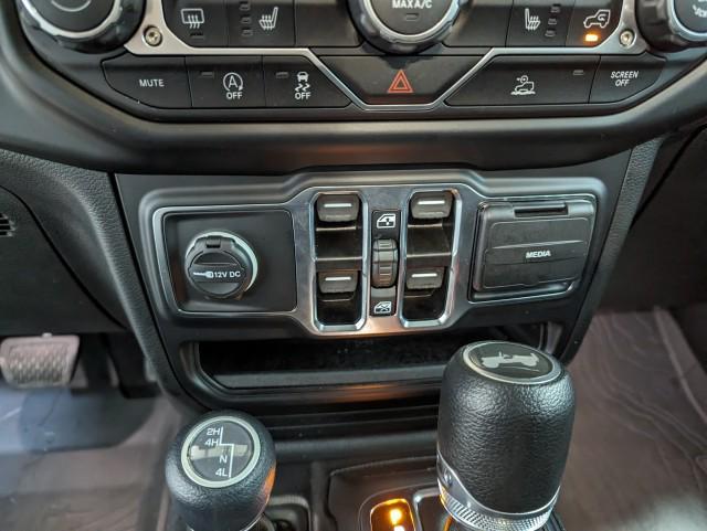 used 2022 Jeep Wrangler Unlimited car, priced at $33,998