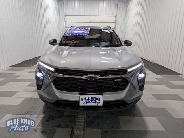used 2025 Chevrolet Trax car, priced at $24,498