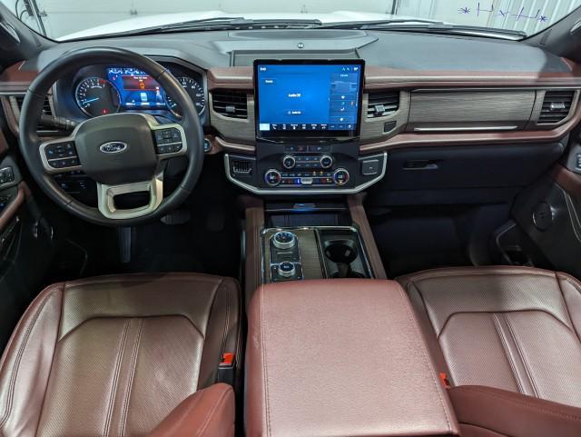 used 2024 Ford Expedition car, priced at $58,998