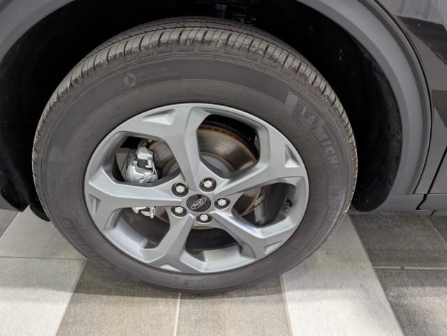 used 2025 Ford Escape car, priced at $30,998