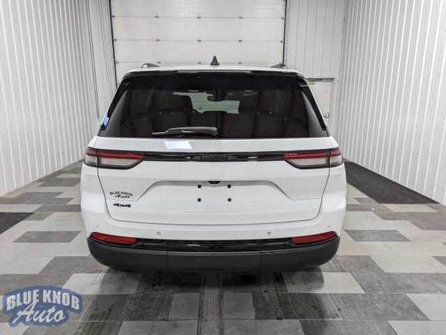 used 2022 Jeep Grand Cherokee car, priced at $30,998