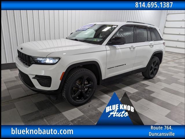 used 2022 Jeep Grand Cherokee car, priced at $30,998