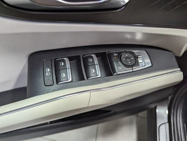 used 2025 Kia Sorento Plug-In Hybrid car, priced at $43,498