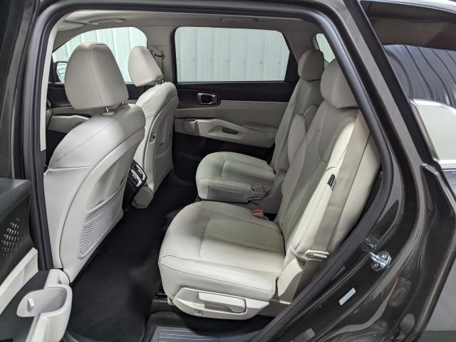 used 2025 Kia Sorento Plug-In Hybrid car, priced at $43,498