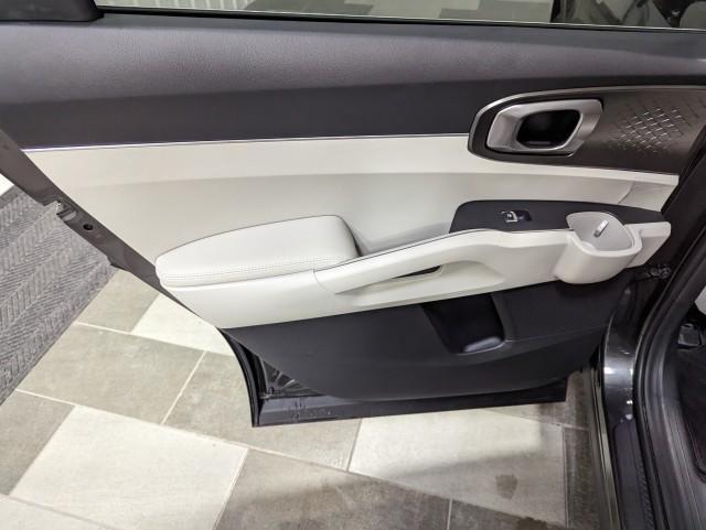 used 2025 Kia Sorento Plug-In Hybrid car, priced at $43,498