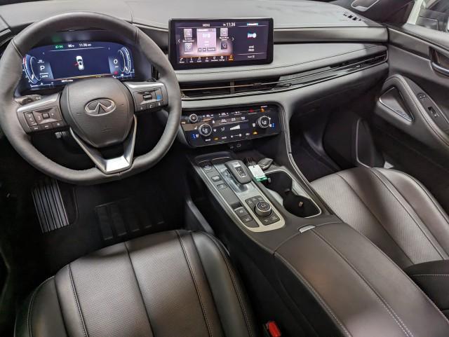 used 2025 INFINITI QX60 car, priced at $47,498