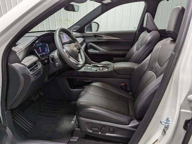 used 2025 INFINITI QX60 car, priced at $47,498
