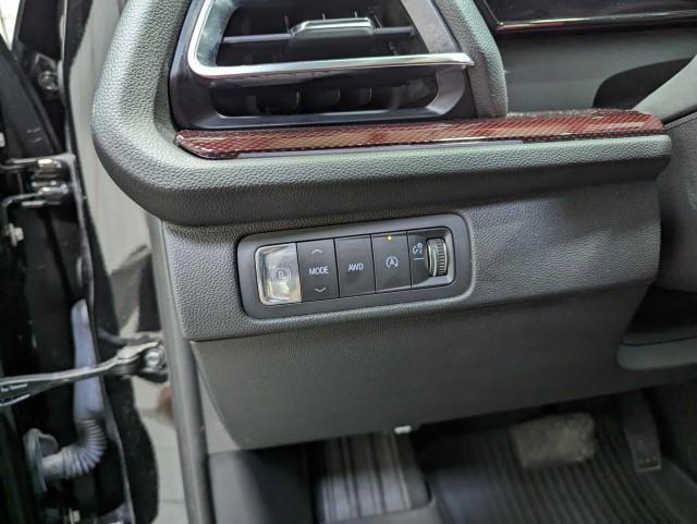 used 2024 Chevrolet Traverse car, priced at $54,998