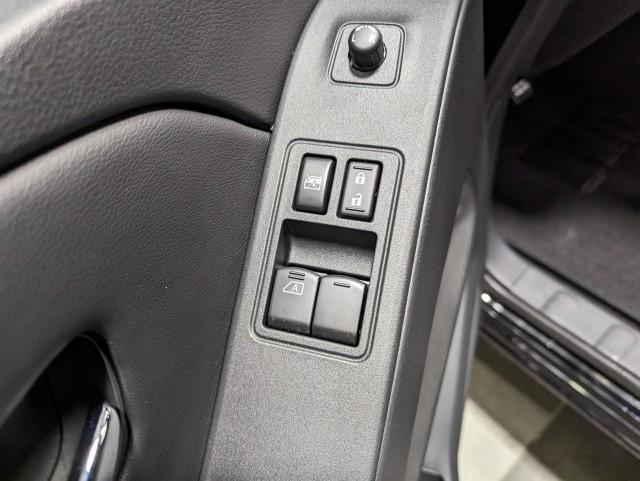 used 2025 Nissan Frontier car, priced at $32,998