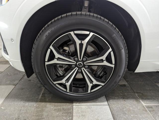used 2022 Volvo XC60 car, priced at $35,498