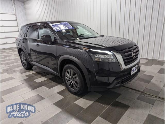 used 2023 Nissan Pathfinder car, priced at $28,998