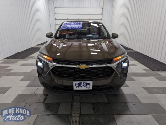 used 2024 Chevrolet Trax car, priced at $21,998
