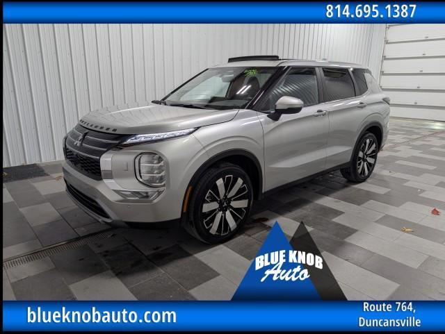 used 2025 Mitsubishi Outlander car, priced at $30,498