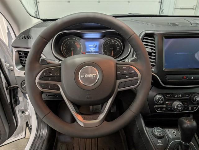 used 2022 Jeep Cherokee car, priced at $24,998