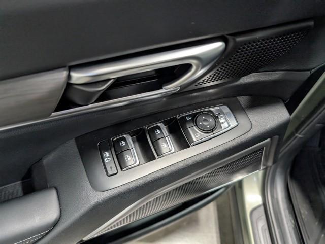 used 2024 Kia Telluride car, priced at $40,998