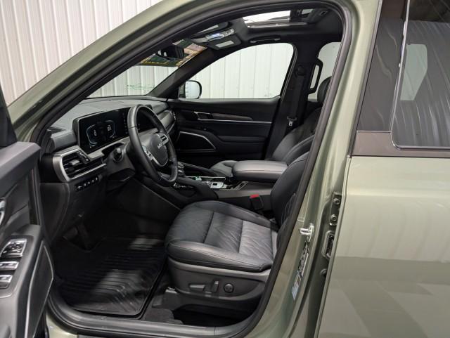 used 2024 Kia Telluride car, priced at $40,998