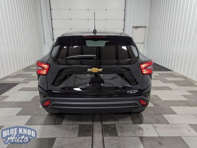 used 2024 Chevrolet Trax car, priced at $20,998
