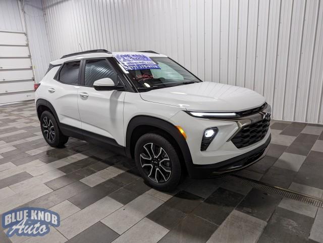 used 2024 Chevrolet TrailBlazer car, priced at $26,498